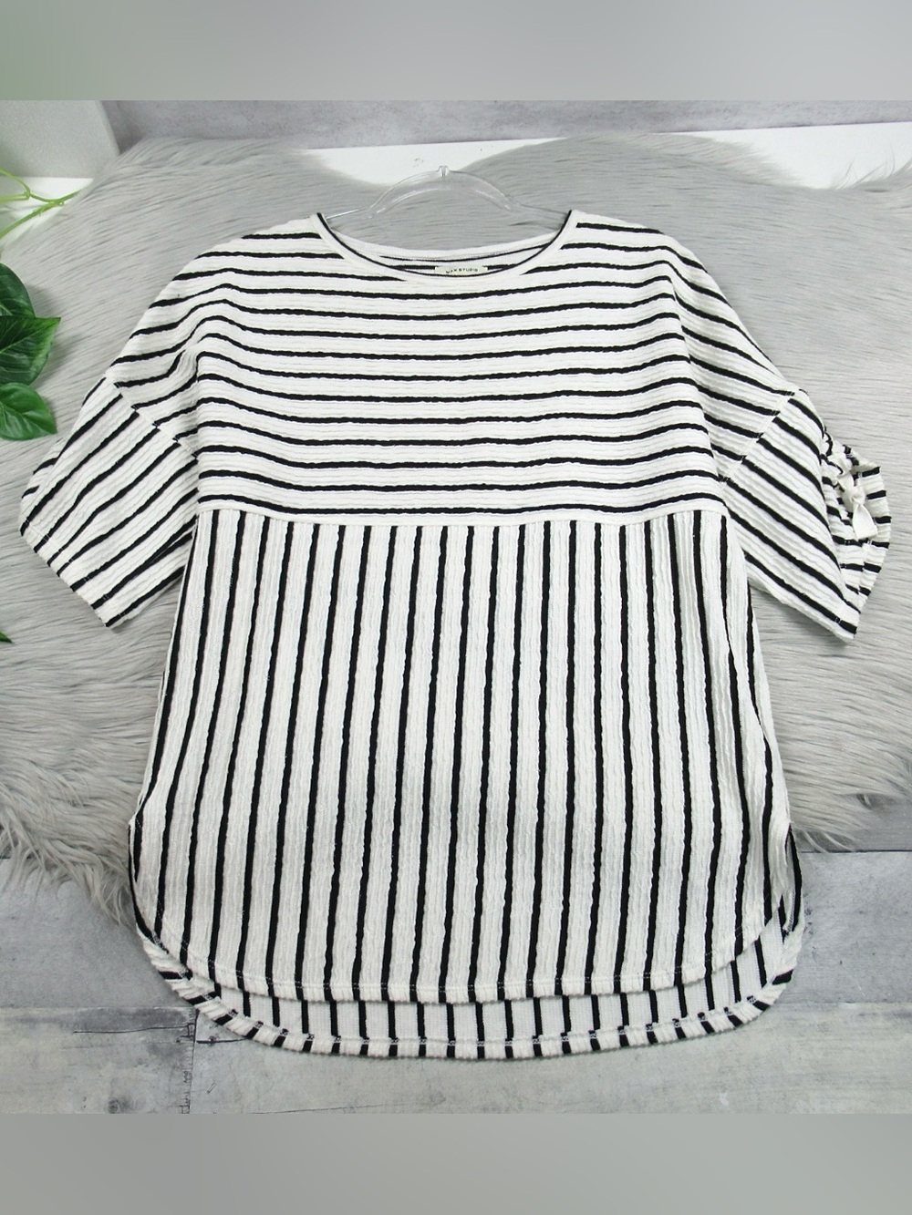 Max Studio Black & White Striped Short-Sleeve Knit Top - Small